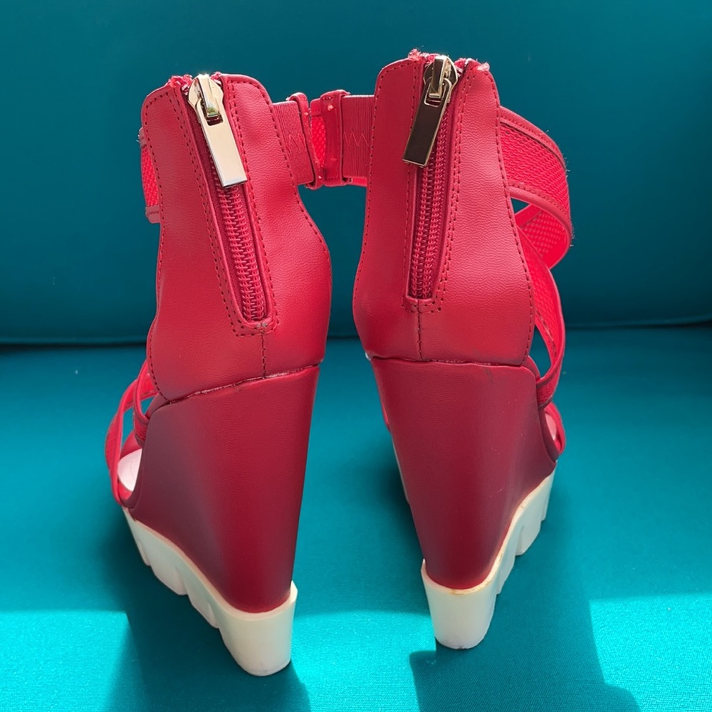 Shoes - Picture 3 of 5